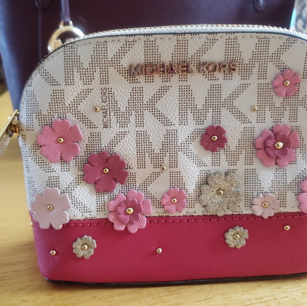 Michael Kors cosmetic bag